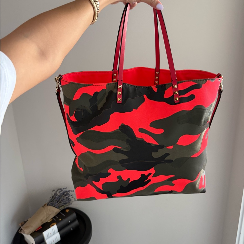 Valentino Reversible Rockstud Camouflage Tote Bag Excellent Condition